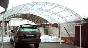 Навес для двух автомобилей 6,6*8,4*2,2 м из поликарбоната